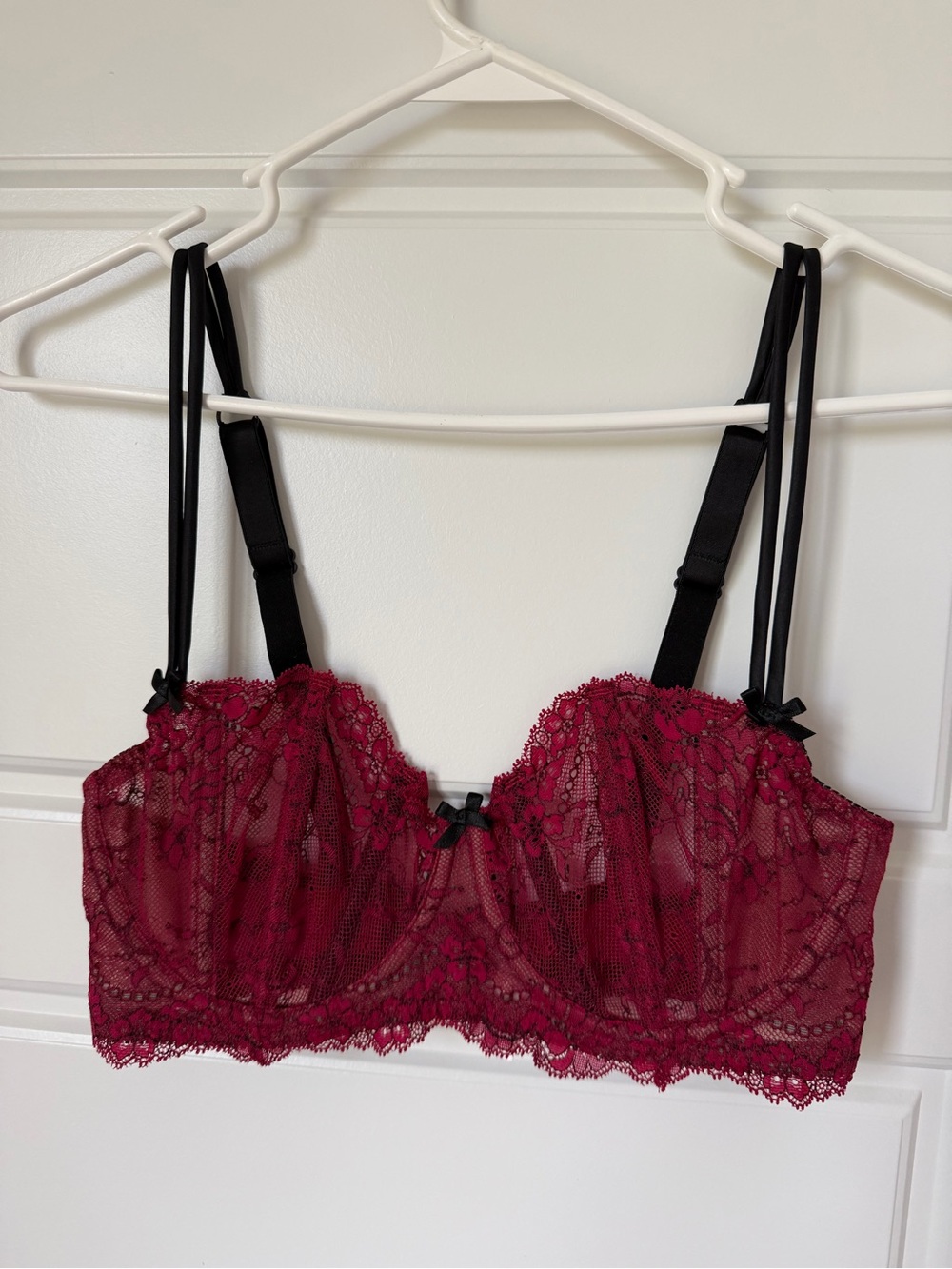 Victoria’s Secret 34D Burgundy Black Lace Longline Bra Y2K Coquette